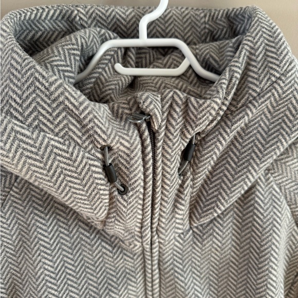Bench Gray Patterned Zip-Up Jacket - Picture 3 of 10